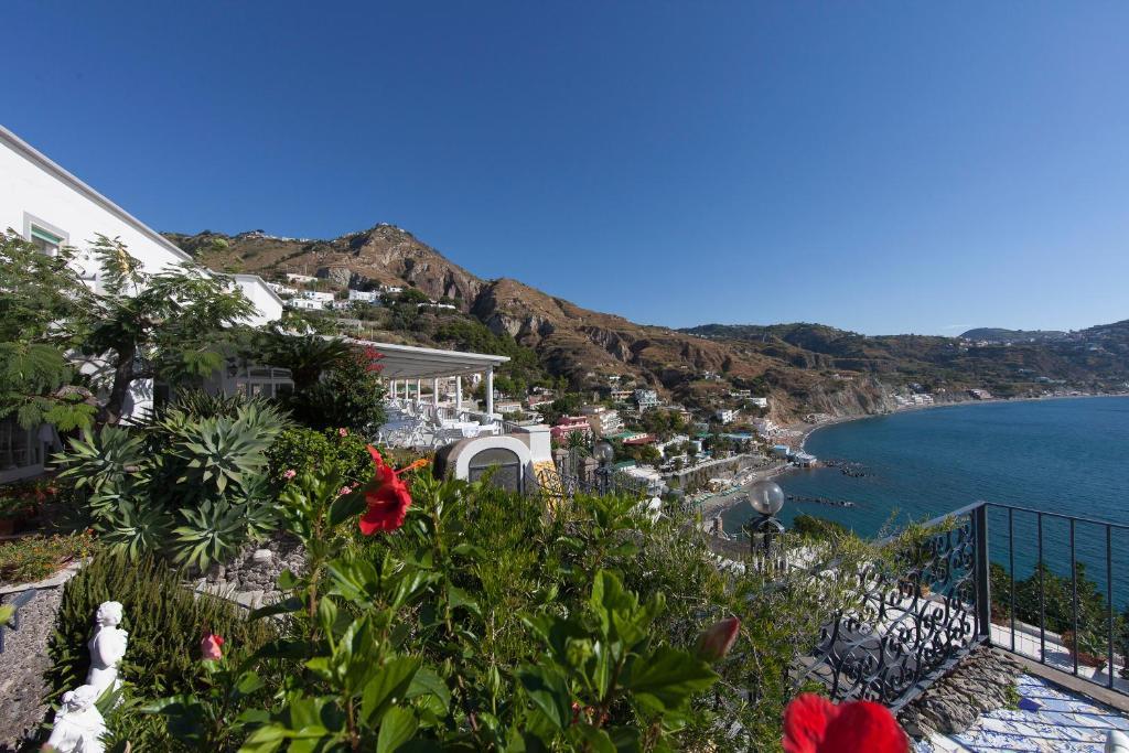 San Michele Hotel & Spa Sant'Angelo  Экстерьер фото